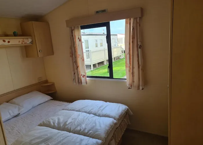 6 Berth 3 Bedroom On Seaview Herald Gold