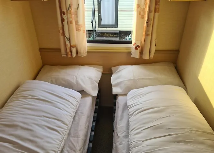 6 Berth 3 Bedroom On Seaview Herald Gold