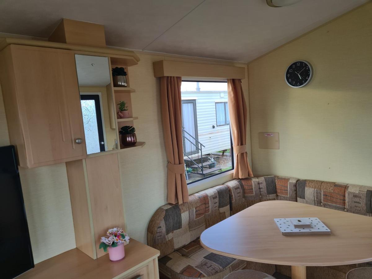 6 Berth 3 Bedroom On Seaview Herald Gold Apartment