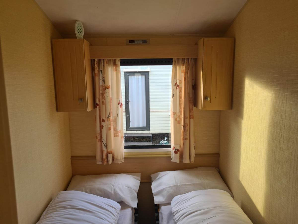 6 Berth 3 Bedroom On Seaview Herald Gold Skegness