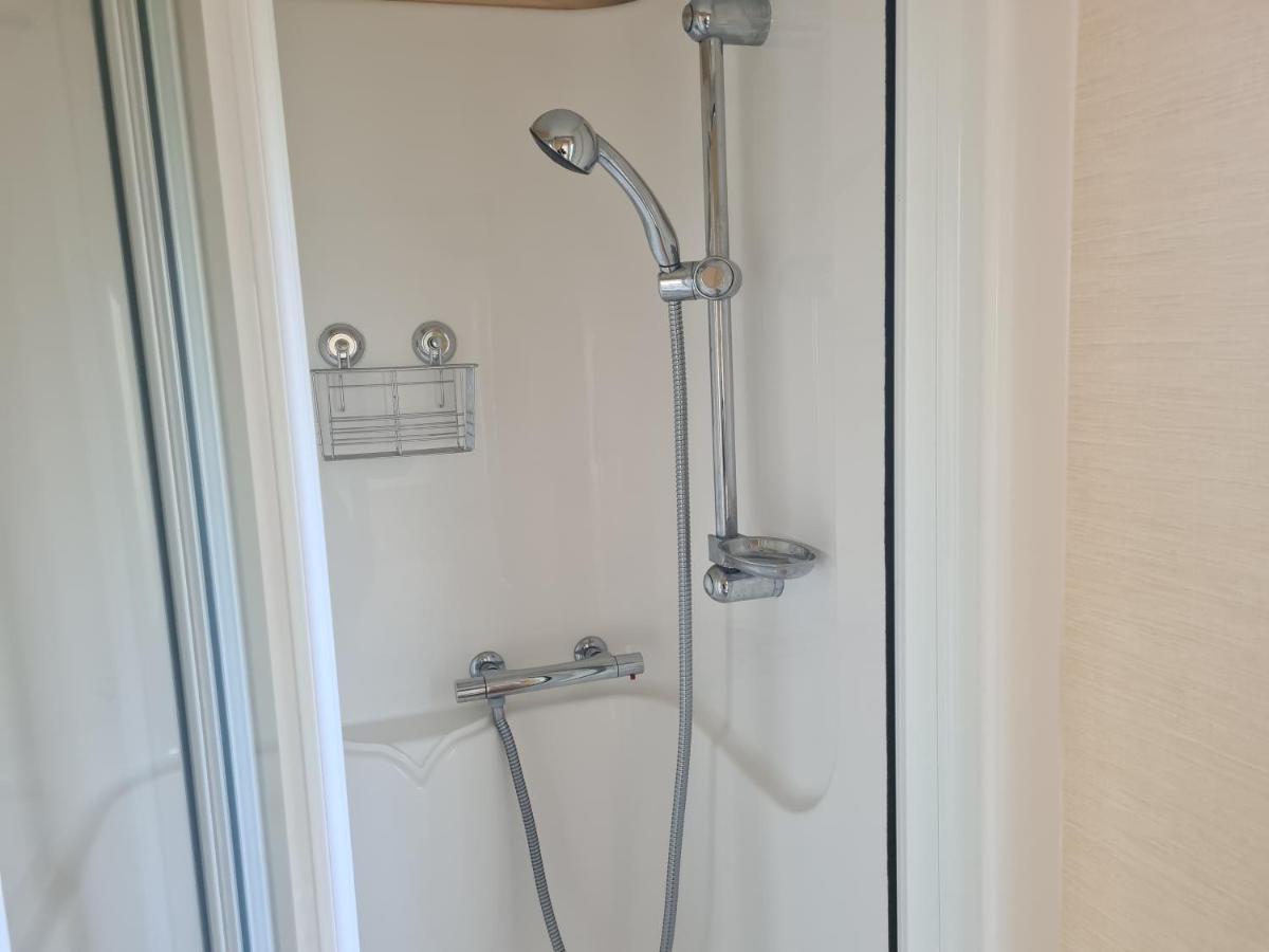 6 Berth 3 Bedroom On Seaview Herald Gold Apartment