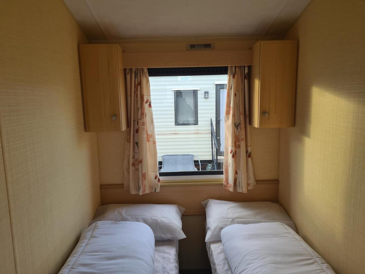 6 Berth 3 Bedroom On Seaview Herald Gold Apartment *