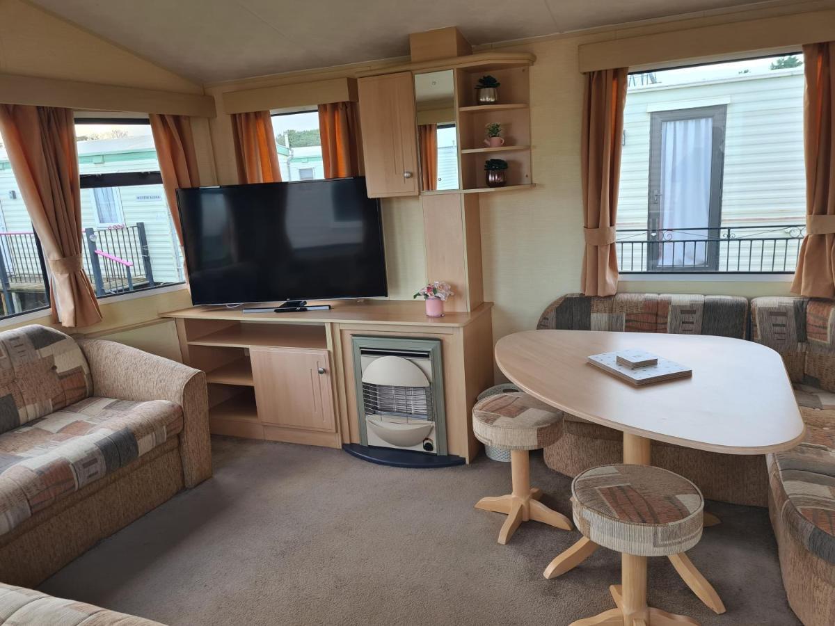 6 Berth 3 Bedroom On Seaview Herald Gold Apartment *