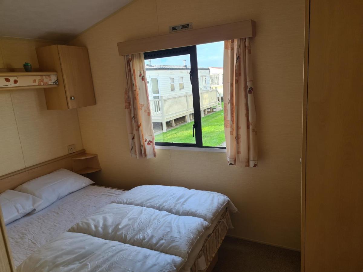 6 Berth 3 Bedroom On Seaview Herald Gold Apartment *